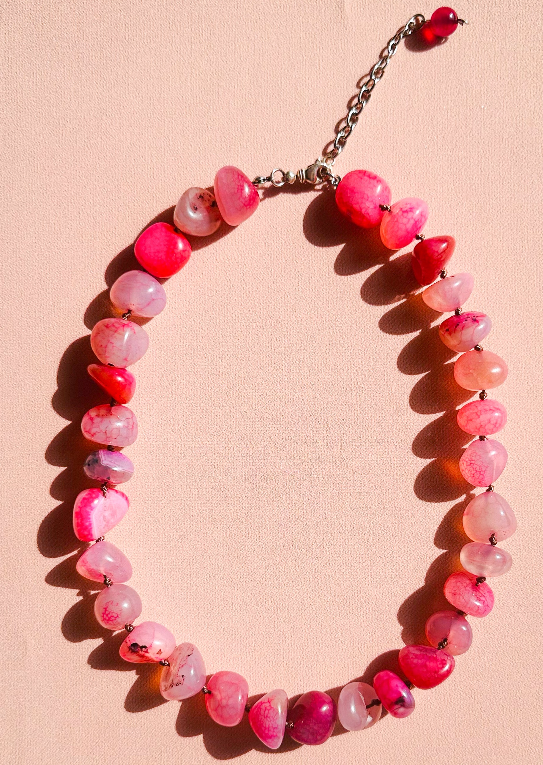 Arcturian Guard Stärke und Mut Rosa Achat Halskette