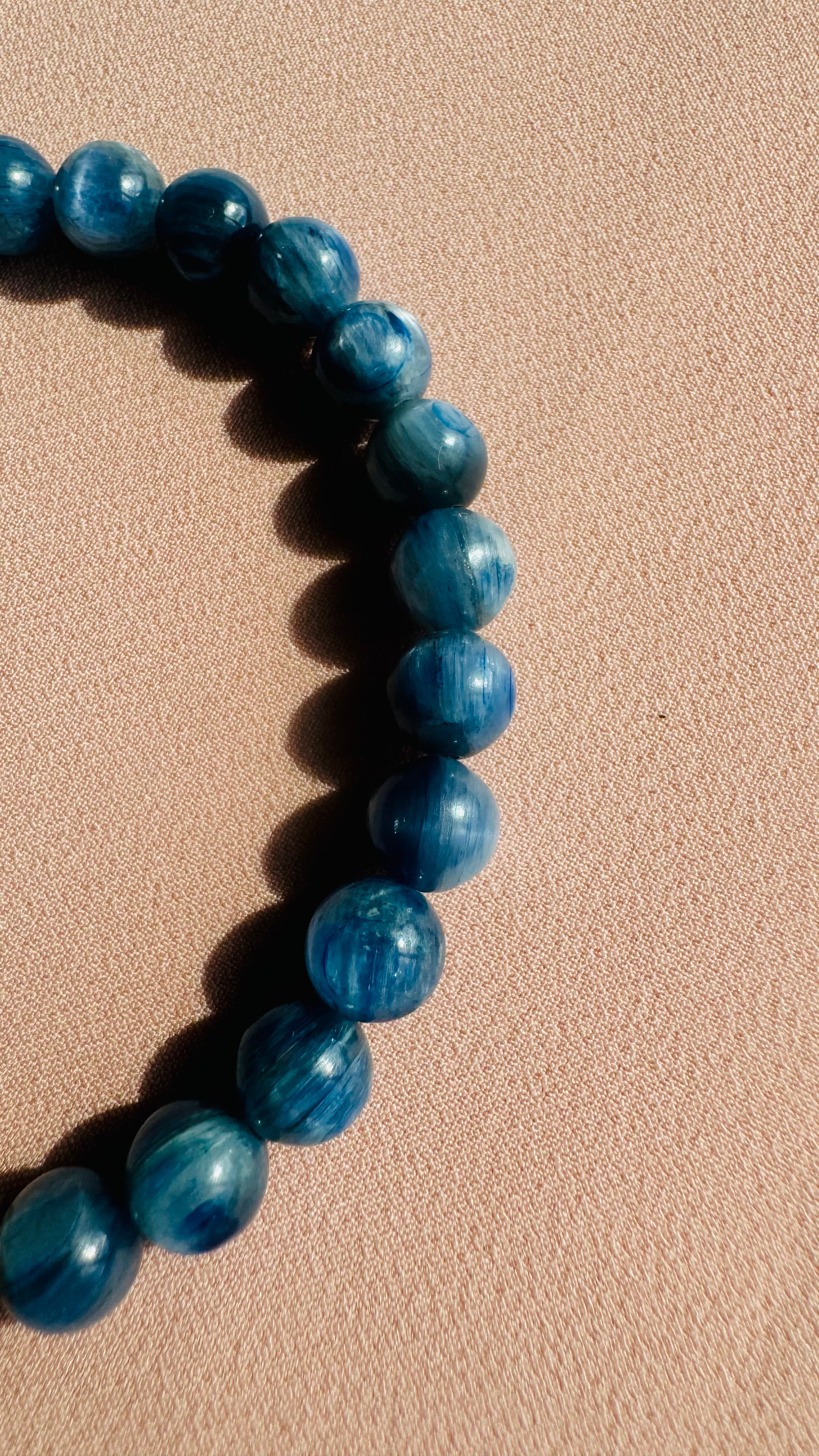 003 Kyanit Blau
