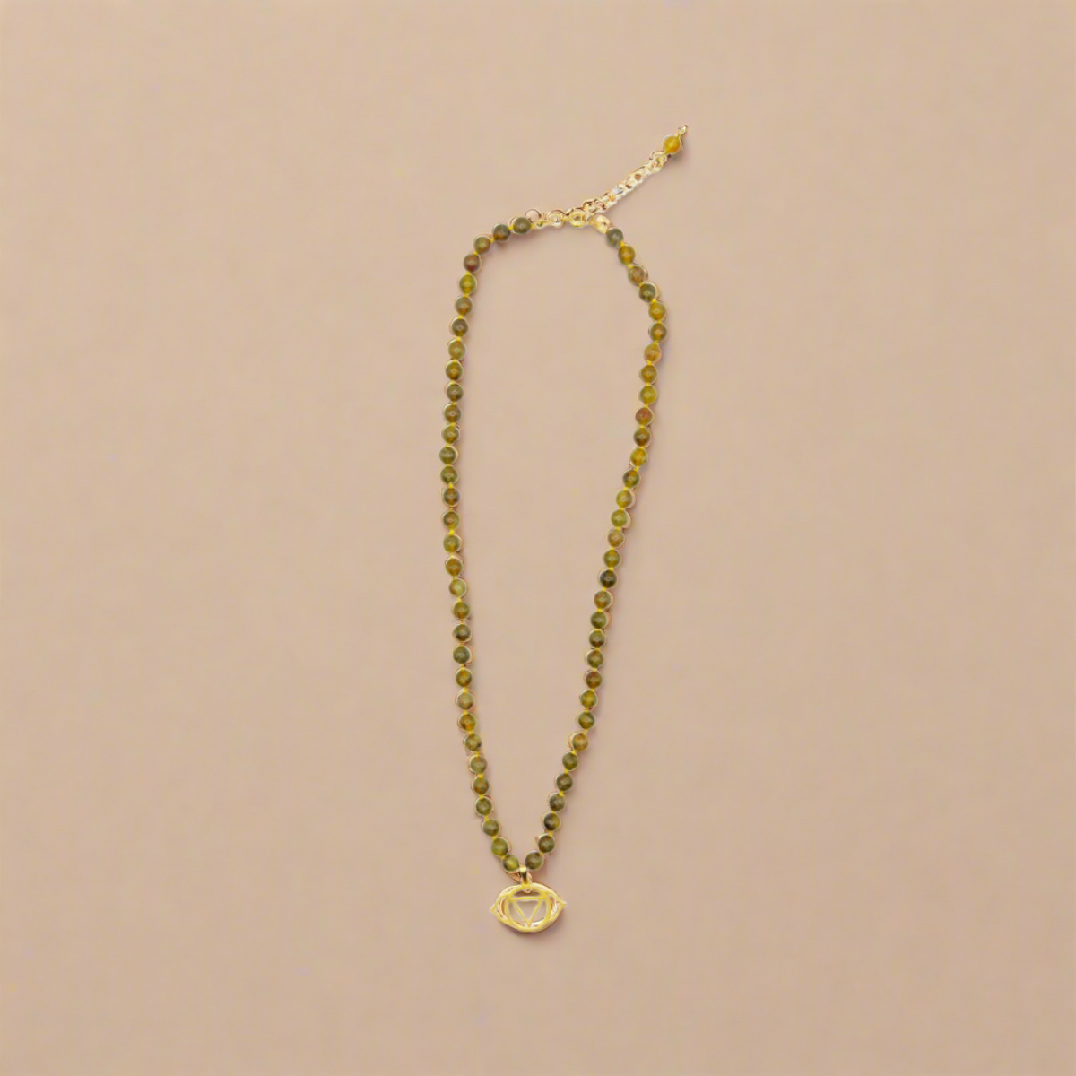 Lemurian Healing Grüner Granat Chakra Halskette Individuelle Einstimmung